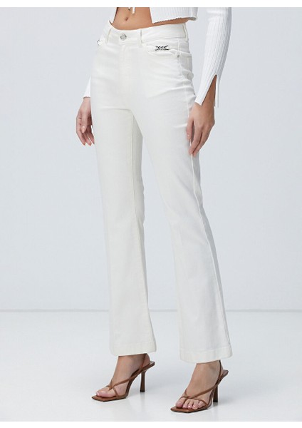 Kırık Beyaz Kadın Flare Denim Pantolon 1094362 modelleri