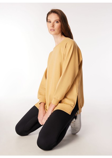 Bisiklet Yaka Geniş Fit Düz Deve Tüyü Kadın Sweatshirt - Falu fiyatları