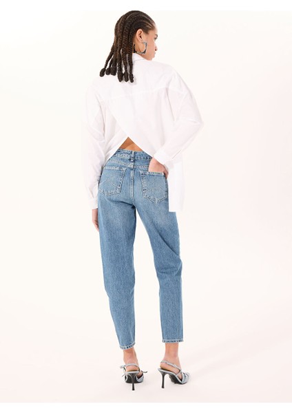 Beyaz Kadın Gömlek Oversize Çizgili Gömlek M4WL-GML-1185