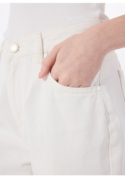 Beyaz Kadın Mom Fit Yıkamalı Denim Pantolon Charlotte TAPERED-1011 indirimleri