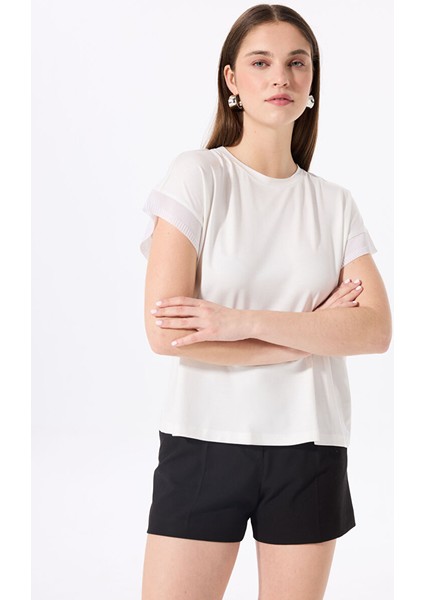 Beyaz Kadın Loose Fit T-Shirt F5SL-TST0087