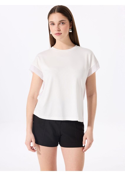 Beyaz Kadın Loose Fit T-Shirt F5SL-TST0087 modelleri