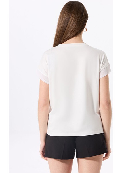 Beyaz Kadın Loose Fit T-Shirt F5SL-TST0087 indirimleri