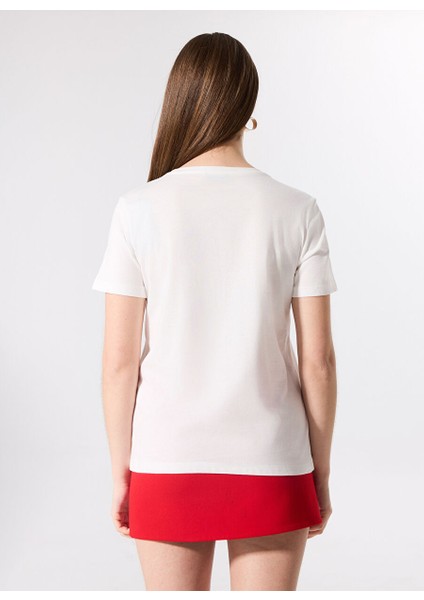 Kırık Beyaz Kadın Relaxed Payetli T-Shirt F5SL-TST0385 indirimleri