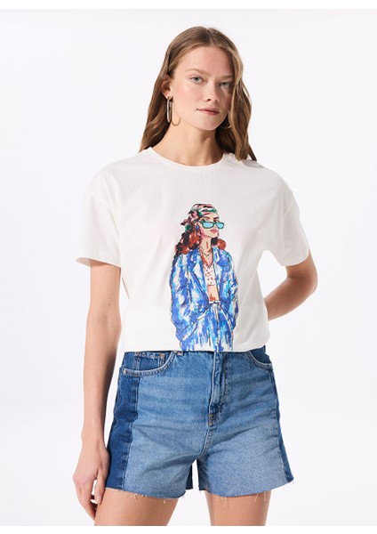 Kırık Beyaz Kadın Relaxed Düz T-Shirt F5SL-TST0284 modelleri
