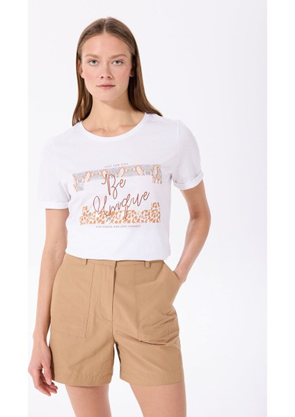 Kırık Beyaz Kadın Relaxed Baskılı T-Shirt F5SL-TST0176