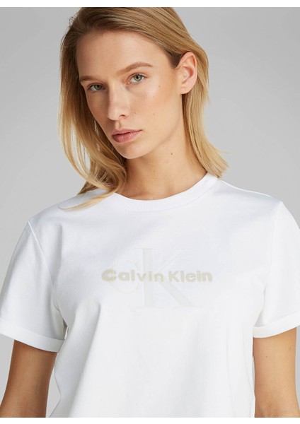 Beyaz Kadın Normal Baskılı T-Shirt LV047AB814YAA modelleri