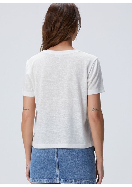 Kırık Beyaz Kadın Regular Fit T-Shirt 1094669 indirimleri