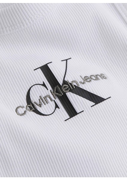 Beyaz Kadın Normal Baskılı T-Shirt J20J225301YAA modelleri