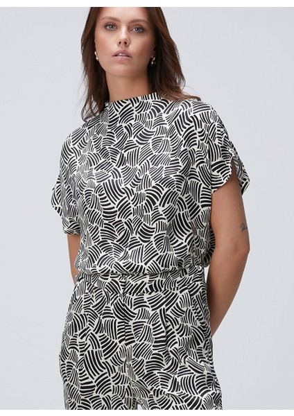 Siyah - Ekru Kadın Dik Yaka Regular Fit Bluz 1094191 fırsatları