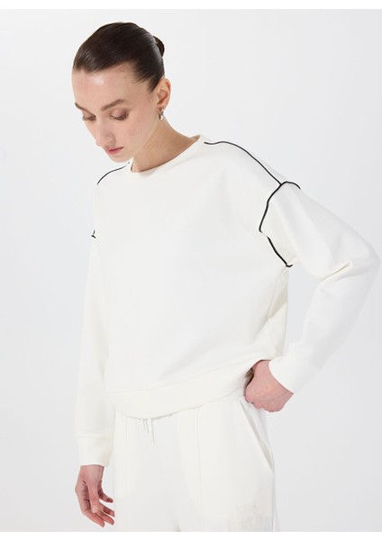 Ekru Kadın Bisiklet Normal Sweatshirt M5SL-SWT1647