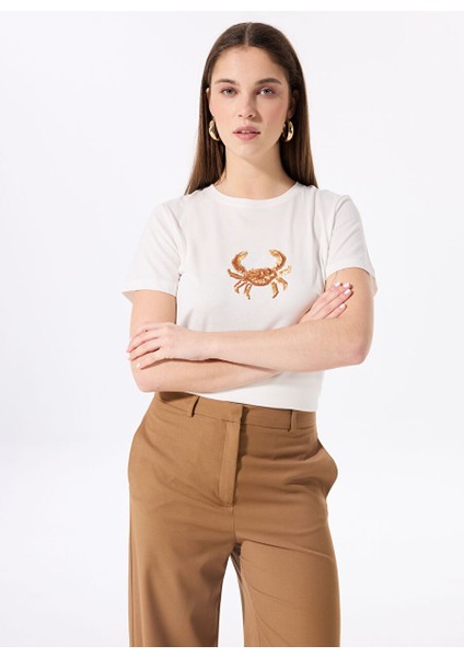 Kırık Beyaz Kadın Relaxed Payetli T-Shirt F5SL-TST0381