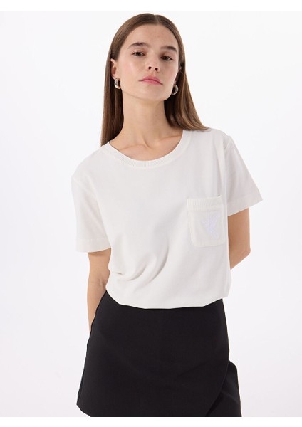 Beyaz Kadın Normal Nakışlı T-Shirt F5SL-TST0086 modelleri