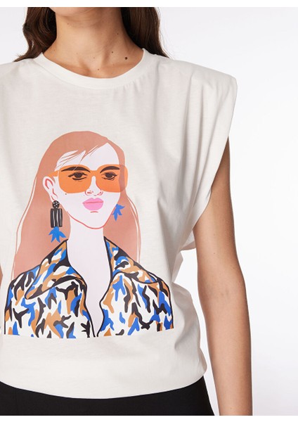 Kırık Beyaz Kadın Bisiklet Yaka T-Shirt F4SL-TST0223 indirimleri