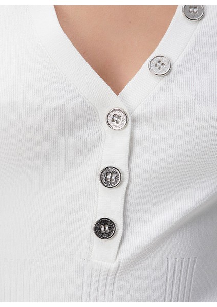 Kırık Beyaz Kadın V Regular Fit Kazak 1094765 fırsatları