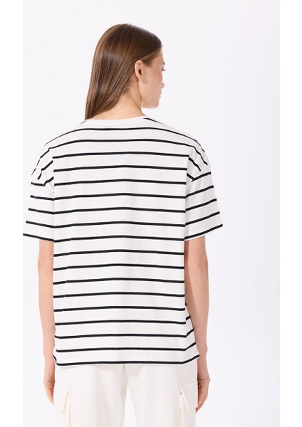 Siyah - Beyaz Kadın Bisiklet Yaka Basic T-Shirt K-Melıssa indirimleri