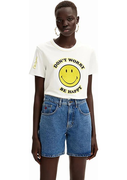 Yuvarlak Yaka Baskılı Beyaz Kadın T-Shirt 24SWTKAL fiyatları