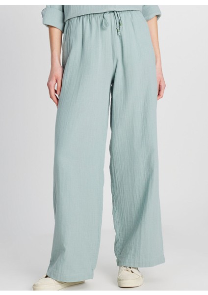 Yeşil Kadın Regular Fit Pantolon W2510733826-MÜSLIN Geniş Paça Panto modelleri