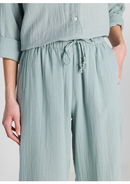 Yeşil Kadın Regular Fit Pantolon W2510733826-MÜSLIN Geniş Paça Panto fırsatları