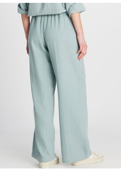 Yeşil Kadın Regular Fit Pantolon W2510733826-MÜSLIN Geniş Paça Panto indirimleri