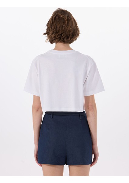 Beyaz Kadın Crop T-Shirt 251K1A070632291001 indirimleri