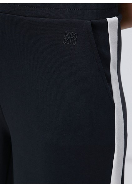 Siyah Kadın Regular Fit Eşofman Altı 1094249