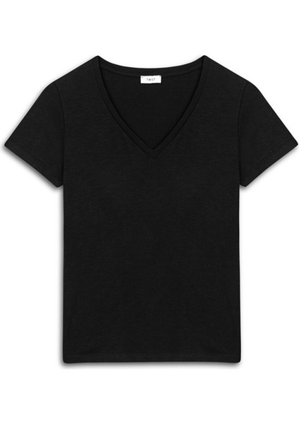 Siyah Kadın Regular Fit Düz T-Shirt TW6240070093001