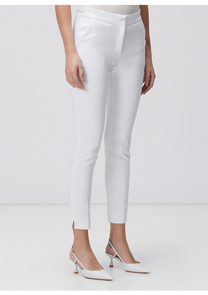 Kırık Beyaz Kadın Slim Fit Pantolon 1094267 modelleri