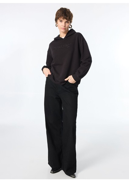 Siyah Kadın Kapüşon Normal Nakışlı Sweatshirt M4WL-SWT-1974