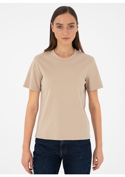 Bej Kadın Slim Fit Düz T-Shirt Sımo modelleri