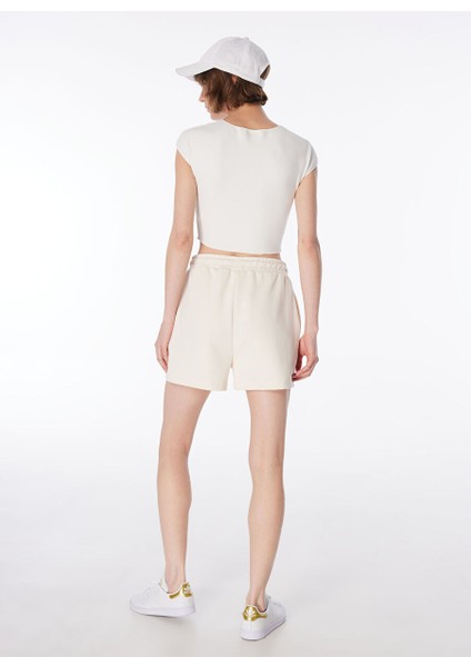 Açık Bej Kadın Lastikli Basic Sweat Şort F4SL-SHT0611