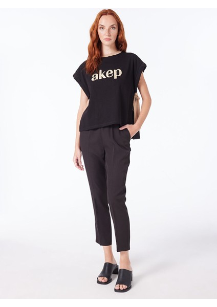 Yuvarlak Yaka Baskılı Siyah Kadın T-Shirt TSKD05204