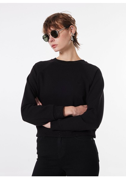 Siyah Kadın Bisiklet Crop Nakışlı Sweatshirt M4WL-SWT-1926