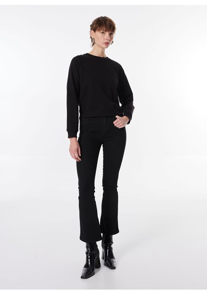 Siyah Kadın Bisiklet Crop Nakışlı Sweatshirt M4WL-SWT-1926
