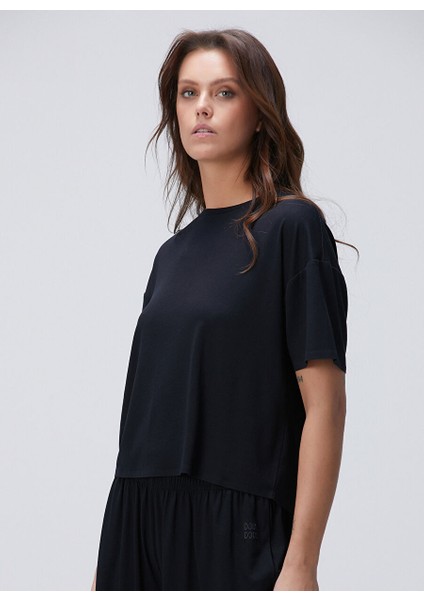 Siyah Kadın Regular Fit T-Shirt 1094577