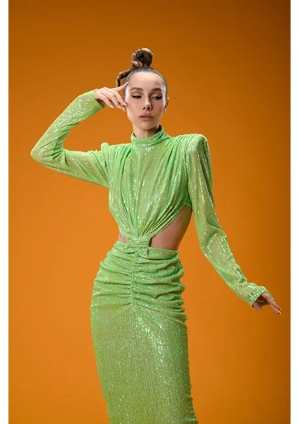 Yeşil Payetli Cut Out Detaylı Midi Elbise