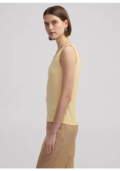 Ipekyol Sarı Kadın Regular Fit T-Shirt IS1250070220