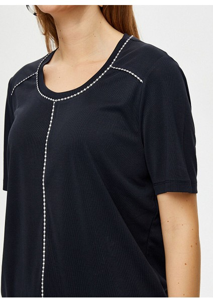 Siyah Kadın Normal T-Shirt US25TSH083 modelleri