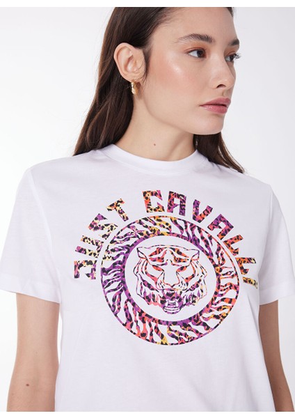 Beyaz Kadın Standart Baskılı T-Shirt 76PAHC08 fiyatları