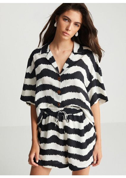 Zebra Desenli Şort fiyatları
