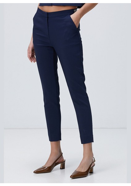 Lacivert Kadın Slim Fit Pantolon 1094267 modelleri