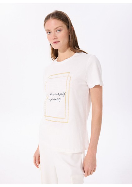 Kırık Beyaz Kadın Bisiklet Yaka Basic Baskılı T-Shirt FC4SL-TST0260 modelleri