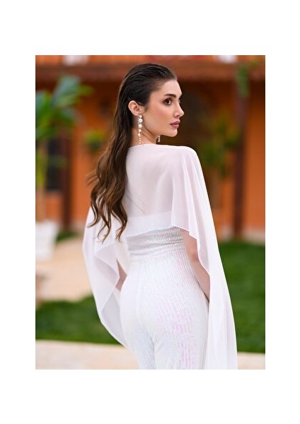 Beyaz Hologram Payetli Şifon Bluz Detaylı Tulum