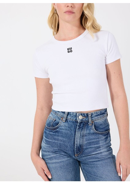 Beyaz Kadın Slim Fit T-Shirt 50512000 fırsatları