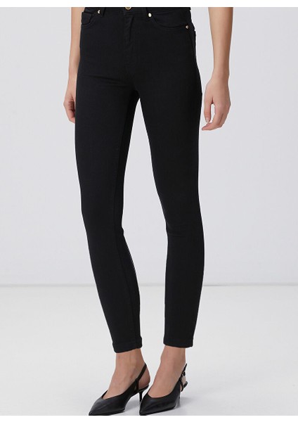 Siyah Kadın Skinny Fit Denim Pantolon 1095081 modelleri