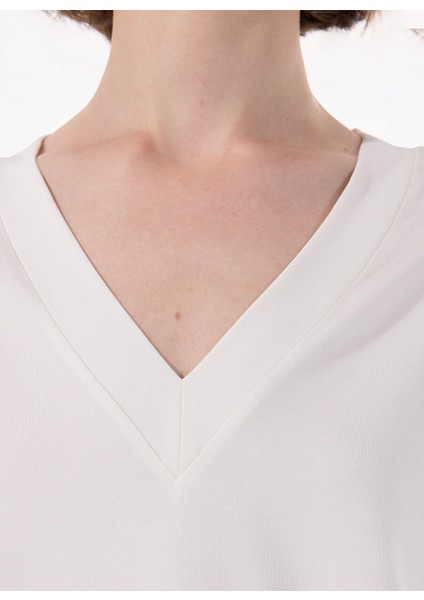 Ekru Kadın Basic T-Shirt 1094549