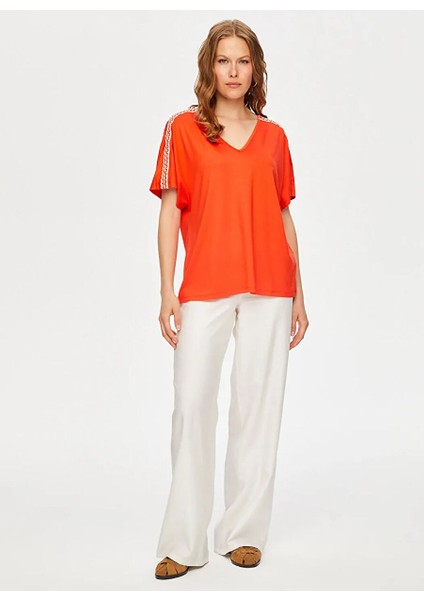 Turuncu Kadın Standart T-Shirt US25TSH118