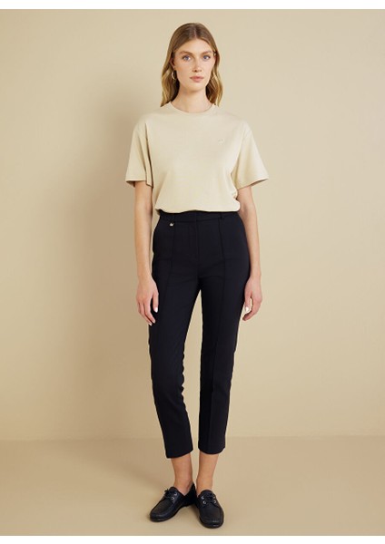 Bej Kadın Standart T-Shirt Bisiklet Yaka Oversize T-Shirt indirimleri