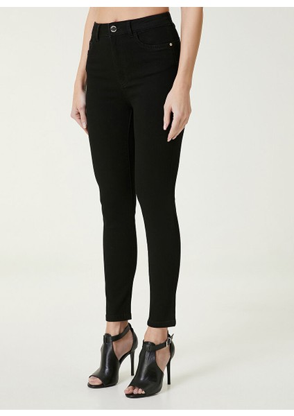 Normal Bel Dar Paça Basic Siyah Kadın Denim Pantolon 1087769