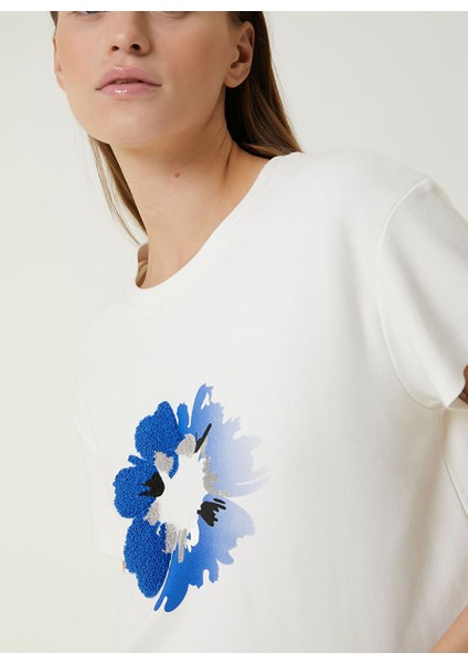 Bisiklet Yaka Beyaz Kadın T-Shirt 1090329 modelleri